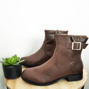 Bottines marron à boucles décorative