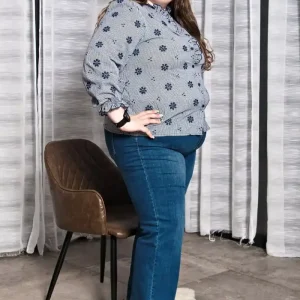 Chemise à rayures brodée femme