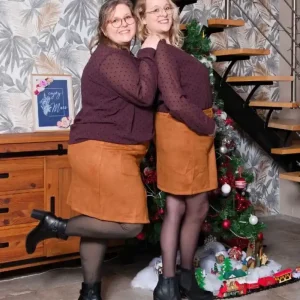 Jupe courte en suédine camel